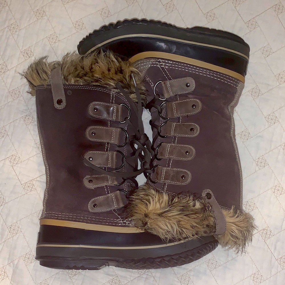 Sorel Brown Lace Up Boots with Fur Trim